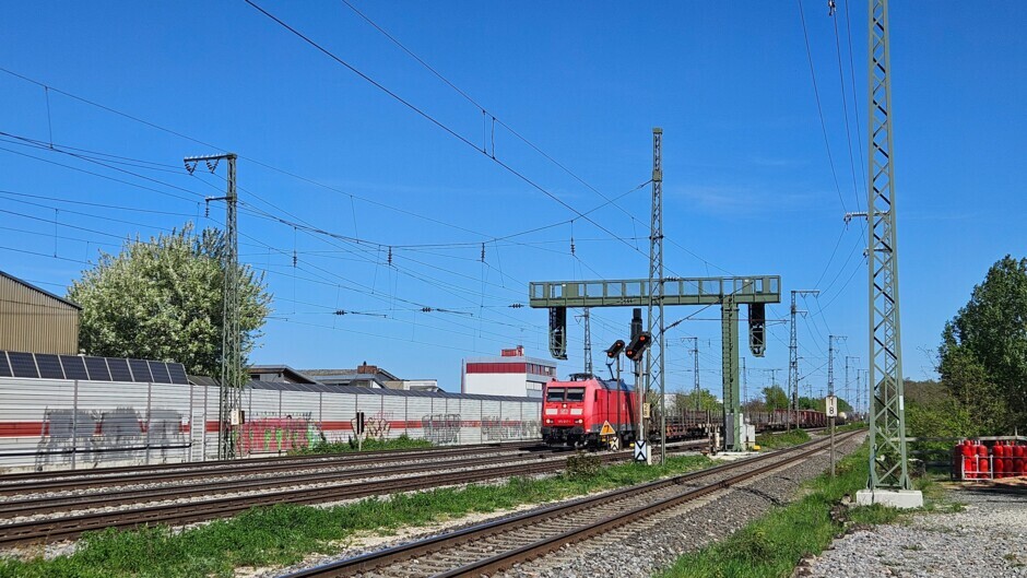 Fahrt im Gegengleis vom Rangierbahnhof nach Fürth.